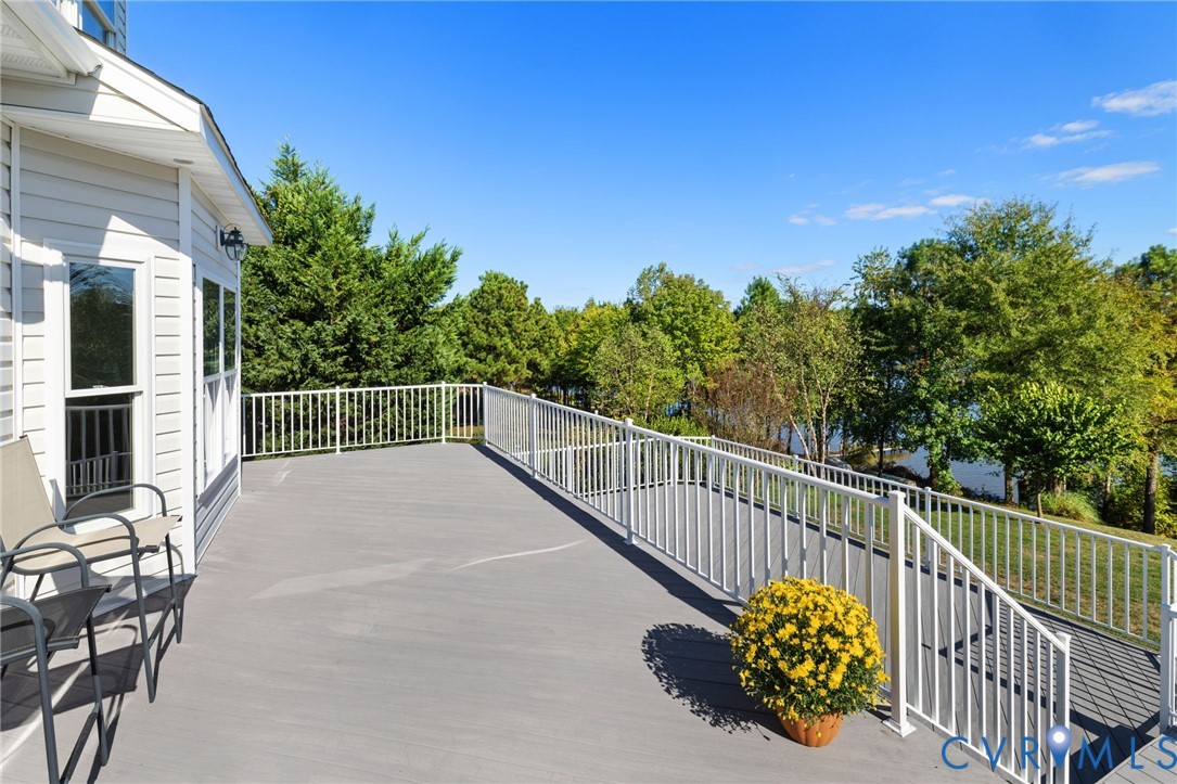 Midlothian, Virginia 23112, United States, 4 Bedrooms Bedrooms, ,4 BathroomsBathrooms,Residential,Active,225645