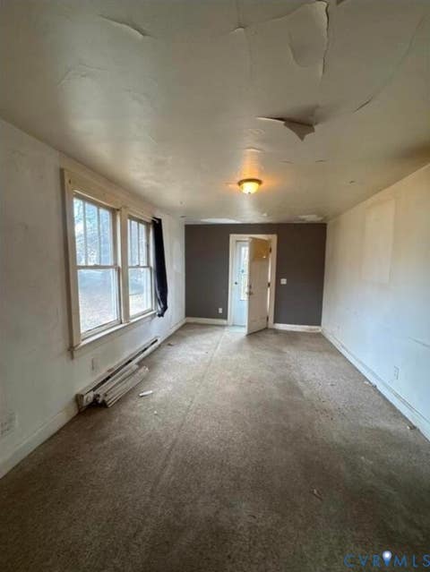 Tiny photo for 111 Tyler Ave AVE, Newport News, VA 23601 (MLS # 2617603)