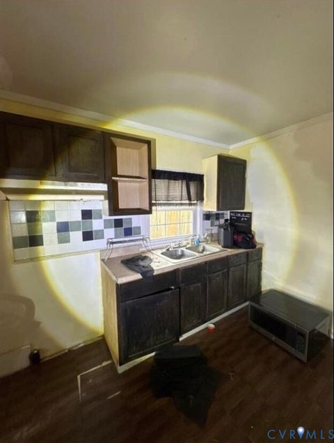Tiny photo for 111 Tyler Ave AVE, Newport News, VA 23601 (MLS # 2617603)