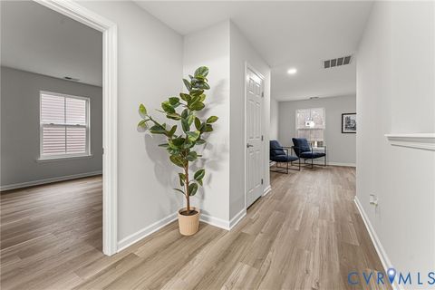 Tiny photo for 7462 S Franklins Way, Quinton, VA 23141 (MLS # 2611488)