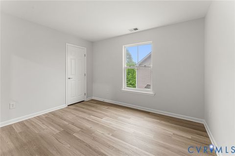 Tiny photo for 7462 S Franklins Way, Quinton, VA 23141 (MLS # 2611488)