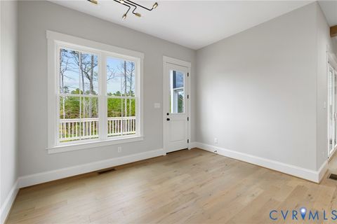 Tiny photo for 5107 Lake Summer Loop, Moseley, VA 23120 (MLS # 2614634)