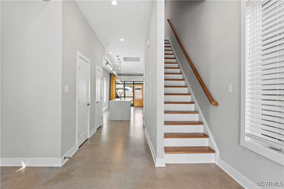 Richmond, Virginia 23223, United States, 3 Bedrooms Bedrooms, ,3 BathroomsBathrooms,Residential,Pending,1301