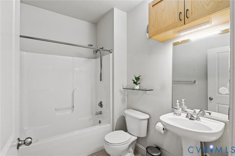 Tiny photo for 1333 W Broad Street #U506, Richmond, VA 23220 (MLS # 2624178)