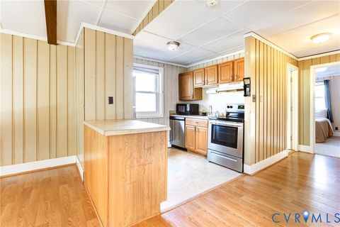 Tiny photo for 106 Monroe Street, Locust Grove, VA 22508 (MLS # 2531935)