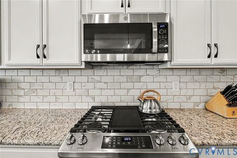 Tiny photo for 18621 Palisades Ridge Rdg, Moseley, VA 23120 (MLS # 2611936)