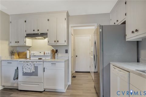 Tiny photo for 4 Autumn East, Williamsburg, VA 23188 (MLS # 2533464)