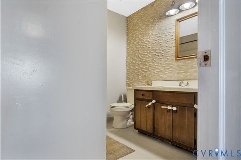 Tiny photo for 4 Autumn East, Williamsburg, VA 23188 (MLS # 2533464)