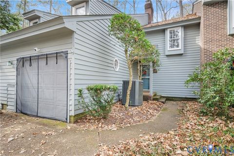 Photo of 4 Autumn East, Williamsburg, VA 23188 (MLS # 2533464)