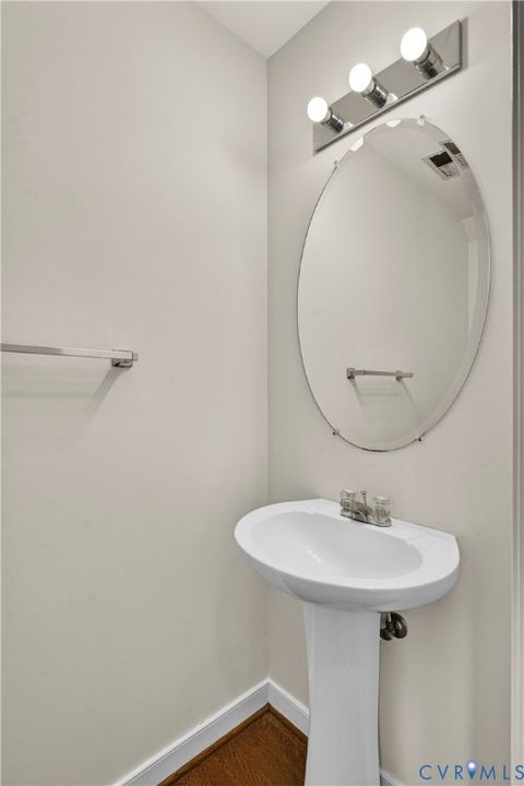 Tiny photo for 707 Catherine Street, Richmond, VA 23220 (MLS # 2533849)