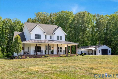 Photo of 16481 Longview Farm Drive, Beaverdam, VA 23015 (MLS # 2611463)