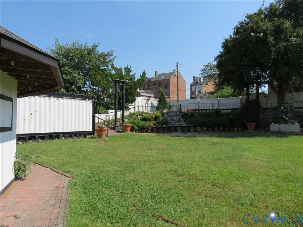 136 River Street