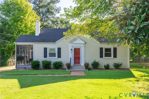 Photo of 7367 Pickett Avenue, Mechanicsville, VA 23111 (MLS # 2524833)
