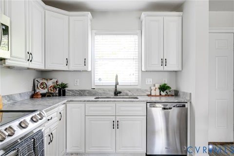 Tiny photo for 1311 N 33rd Street, Richmond, VA 23223 (MLS # 2625266)