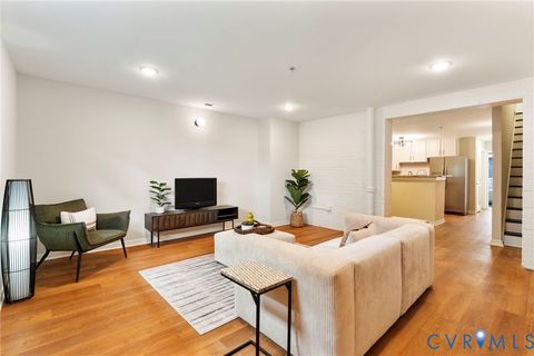 Photo of 1716 Summit Avenue #20, Richmond, VA 23230 (MLS # 2524771)