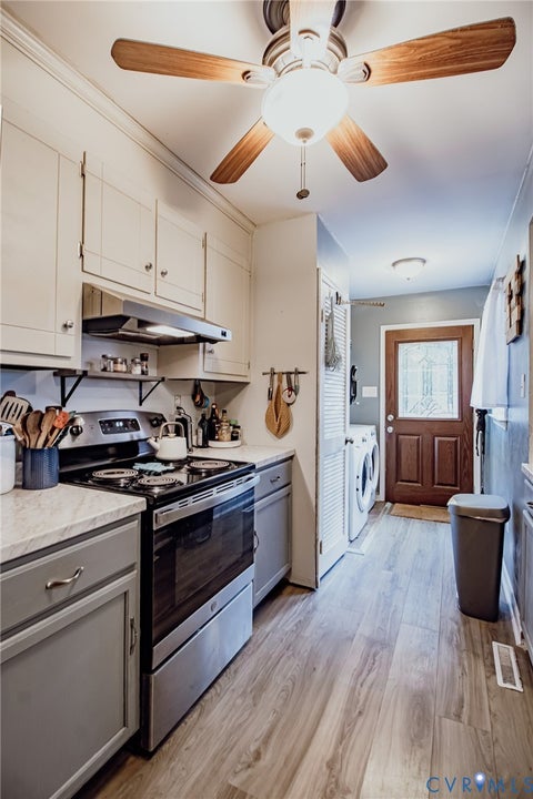 Tiny photo for 10110 Southampton Road, Disputanta, VA 23842 (MLS # 2627150)