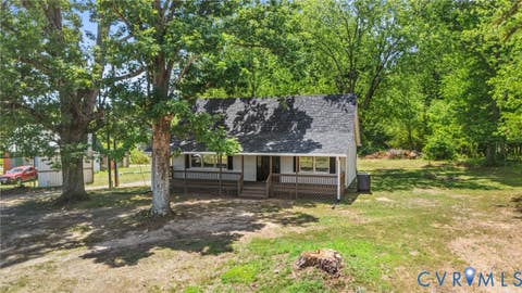 Photo of 28 Hunters Lane, Dillwyn, VA 23936 (MLS # 2617705)