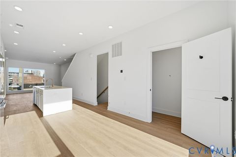 Tiny photo for 110 Manchester Mews, Richmond, VA 23224 (MLS # 2612842)