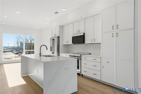 Tiny photo for 110 Manchester Mews, Richmond, VA 23224 (MLS # 2612842)