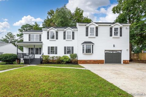 A home in Colonial Heights