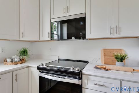 Tiny photo for 3108 Johns Way, North Chesterfield, VA 23224 (MLS # 2528158)