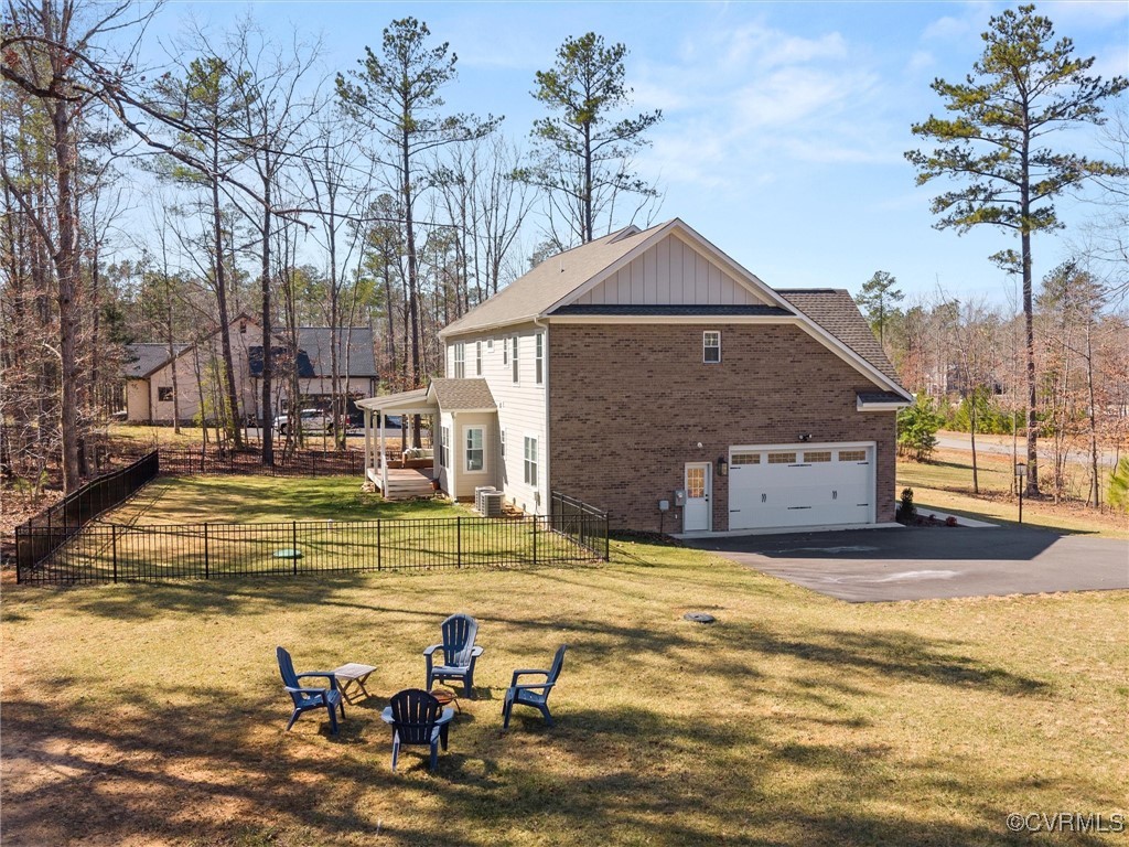 Powhatan, Virginia 23139, United States, 4 Bedrooms Bedrooms, ,3 BathroomsBathrooms,Residential,Pending,84655