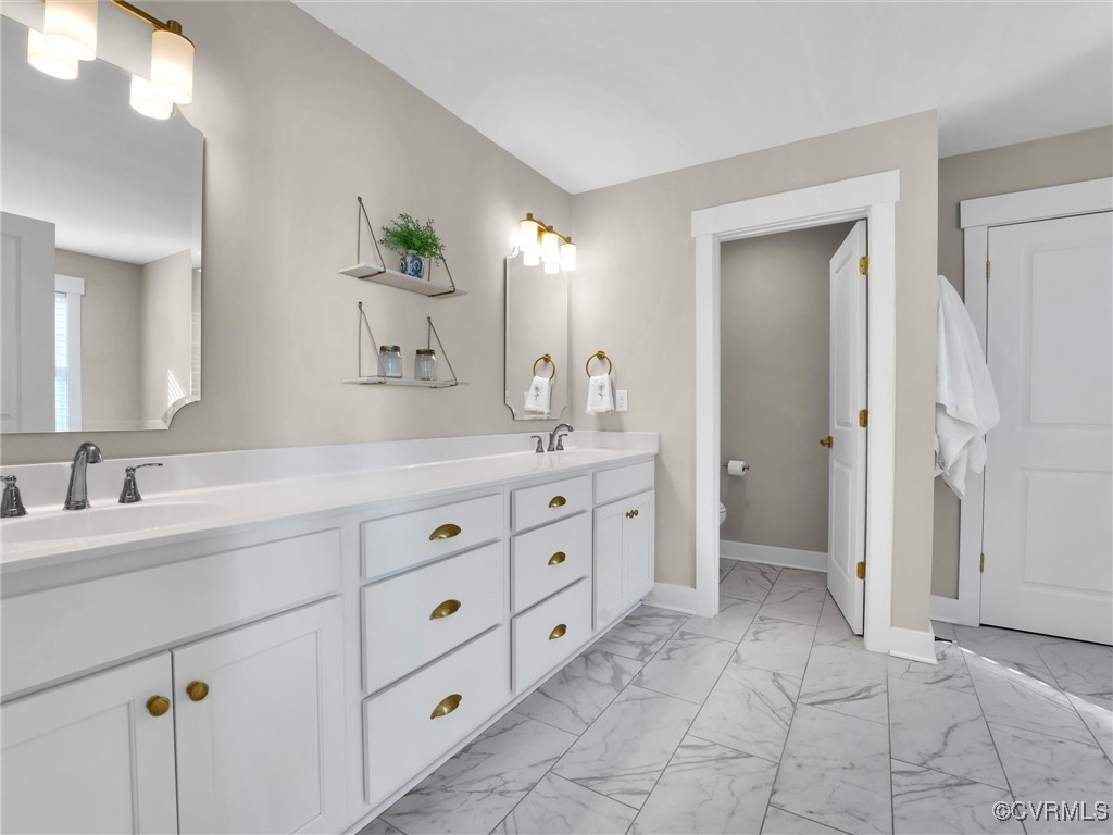 Powhatan, Virginia 23139, United States, 4 Bedrooms Bedrooms, ,3 BathroomsBathrooms,Residential,Pending,84655