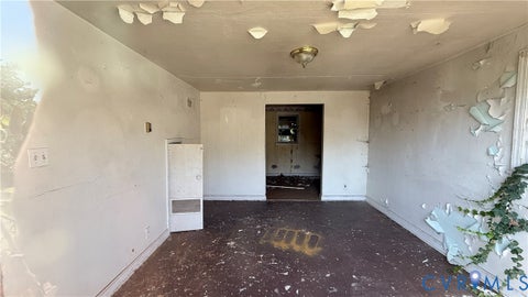 Photo of 106 Sellers Street, Martinsville, VA 24112 (MLS # 2626287)
