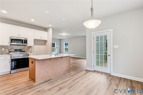 Tiny photo for 12607 Poplar Village Place, Chester, VA 23831 (MLS # 2503880)