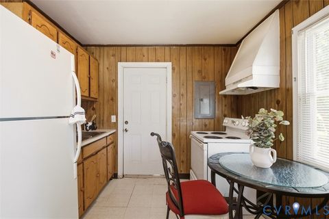 Tiny photo for 95 Culpeper AVE, Petersburg, VA 23803 (MLS # 2618203)