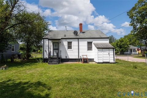 Tiny photo for 95 Culpeper AVE, Petersburg, VA 23803 (MLS # 2618203)