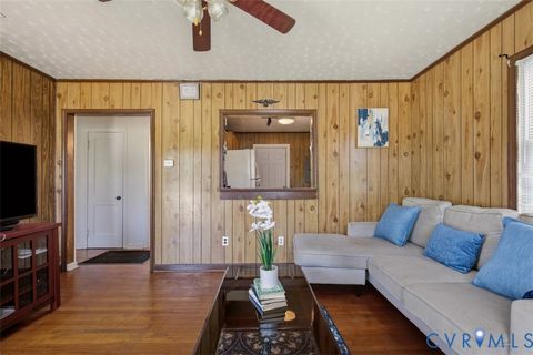 Tiny photo for 95 Culpeper AVE, Petersburg, VA 23803 (MLS # 2618203)