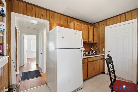Tiny photo for 95 Culpeper AVE, Petersburg, VA 23803 (MLS # 2618203)