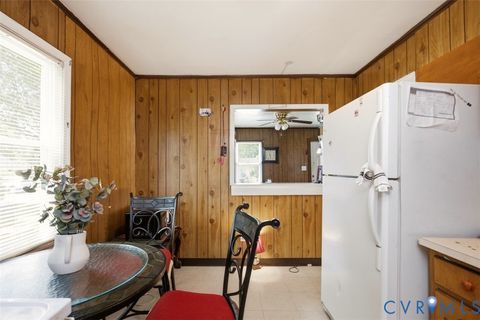 Tiny photo for 95 Culpeper AVE, Petersburg, VA 23803 (MLS # 2618203)