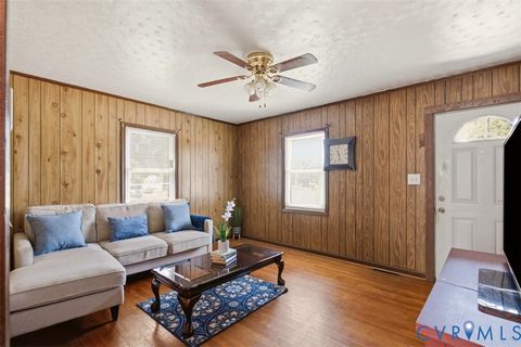 Tiny photo for 95 Culpeper AVE, Petersburg, VA 23803 (MLS # 2618203)