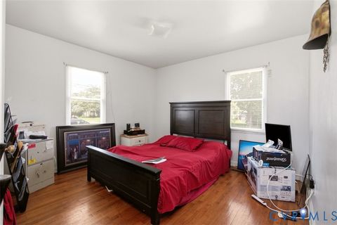 Tiny photo for 95 Culpeper AVE, Petersburg, VA 23803 (MLS # 2618203)