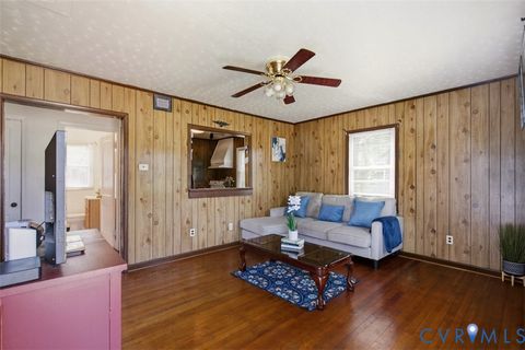 Tiny photo for 95 Culpeper AVE, Petersburg, VA 23803 (MLS # 2618203)