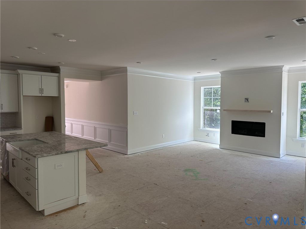 8142 Lake Margaret Terrace