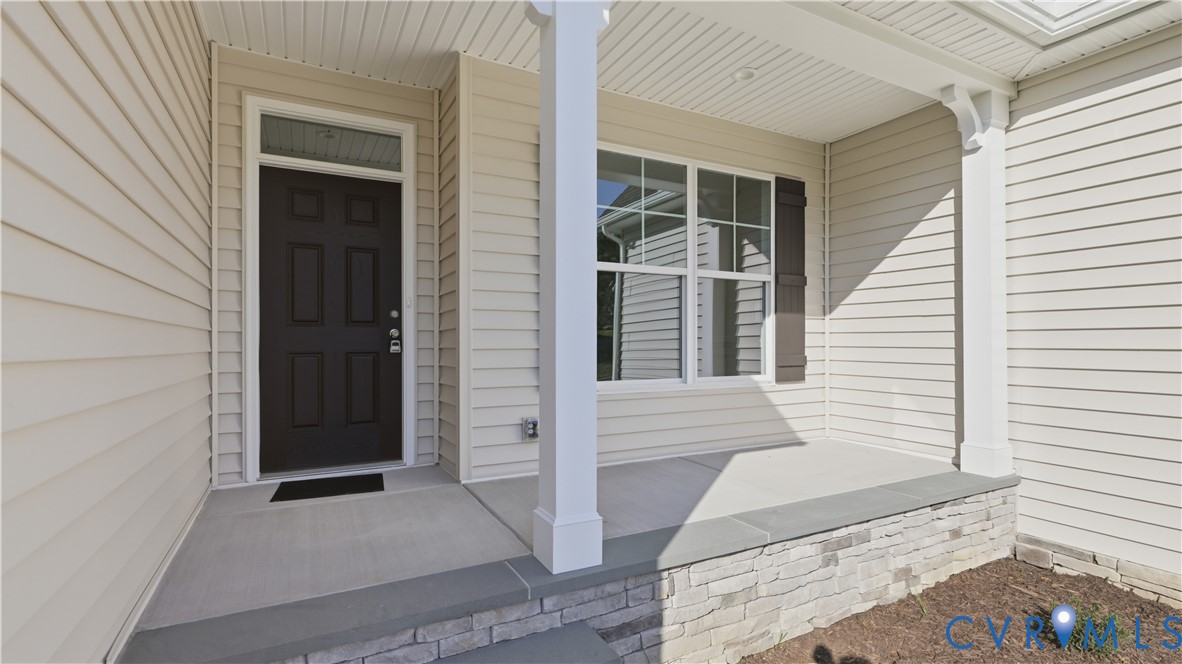 8142 Lake Margaret Terrace