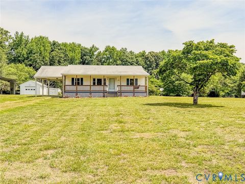 Photo of 16502 Anderson Drive, Church Road, VA 23833 (MLS # 2616275)