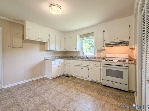 Tiny photo for 16502 Anderson Drive, Church Road, VA 23833 (MLS # 2616275)