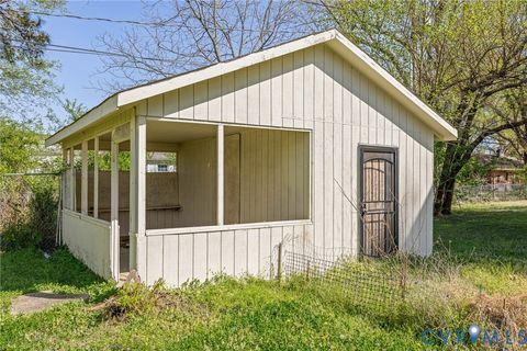 Tiny photo for 107 S 9th Avenue, Hopewell, VA 23860 (MLS # 2533909)