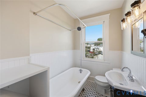 Tiny photo for 3338 Parkwood Avenue, Richmond, VA 23221 (MLS # 2628390)