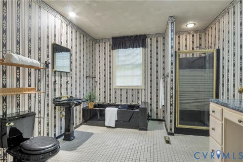 Tiny photo for 228 Oaktree Road, Williamsburg, VA 23185 (MLS # 2622473)