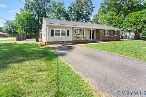 Tiny photo for 1012 North Avenue, Hopewell, VA 23860 (MLS # 2613453)