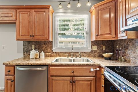 Tiny photo for 1012 North Avenue, Hopewell, VA 23860 (MLS # 2613453)