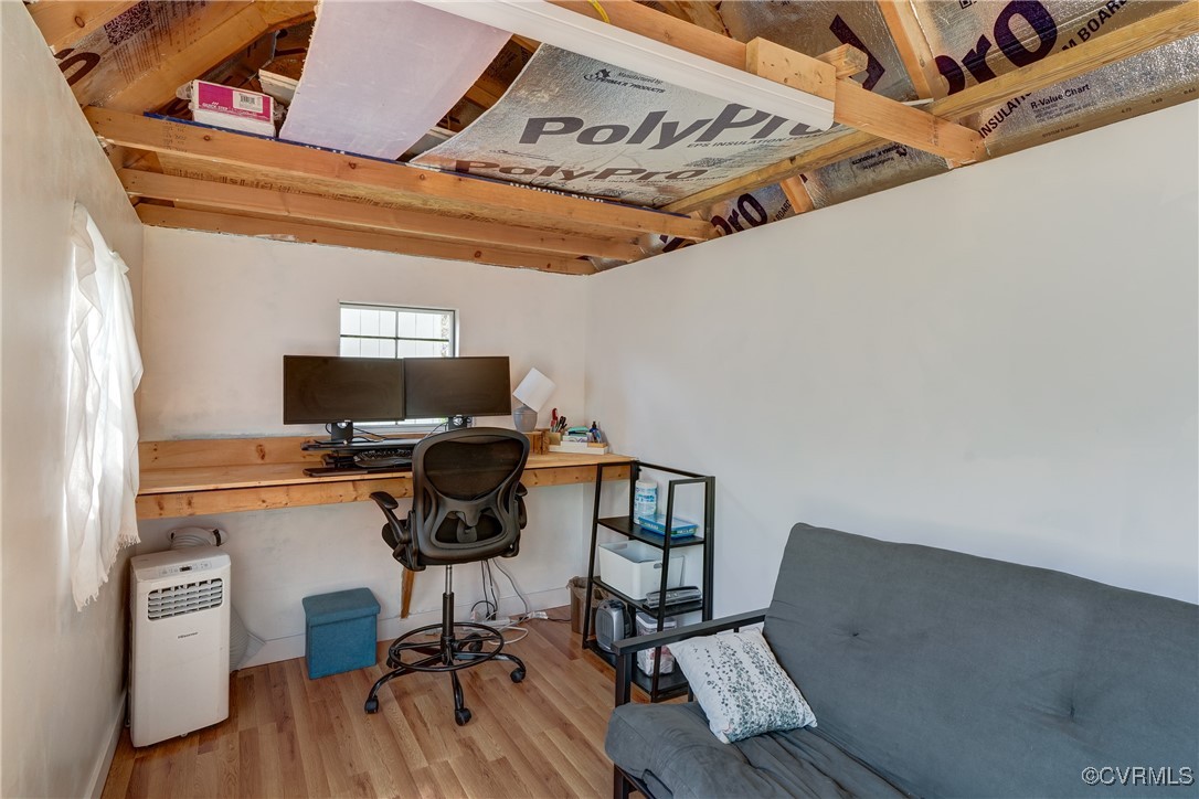 Henrico, Virginia 23228, United States, 3 Bedrooms Bedrooms, ,2 BathroomsBathrooms,Residential,Pending,103044