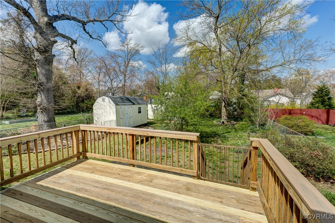 Henrico, Virginia 23228, United States, 3 Bedrooms Bedrooms, ,2 BathroomsBathrooms,Residential,Pending,103044