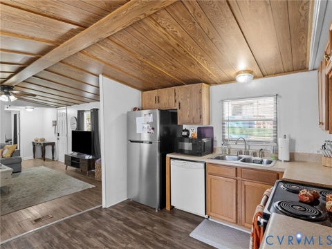 Tiny photo for 17009 Lansmill Drive, South Chesterfield, VA 23834 (MLS # 2627584)