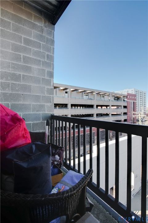 Tiny photo for 1414 W Marshall Street #U402, Richmond, VA 23220 (MLS # 2532181)